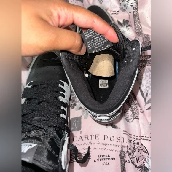 Jordan 1s shadow 2.0 - Picture 4 of 5